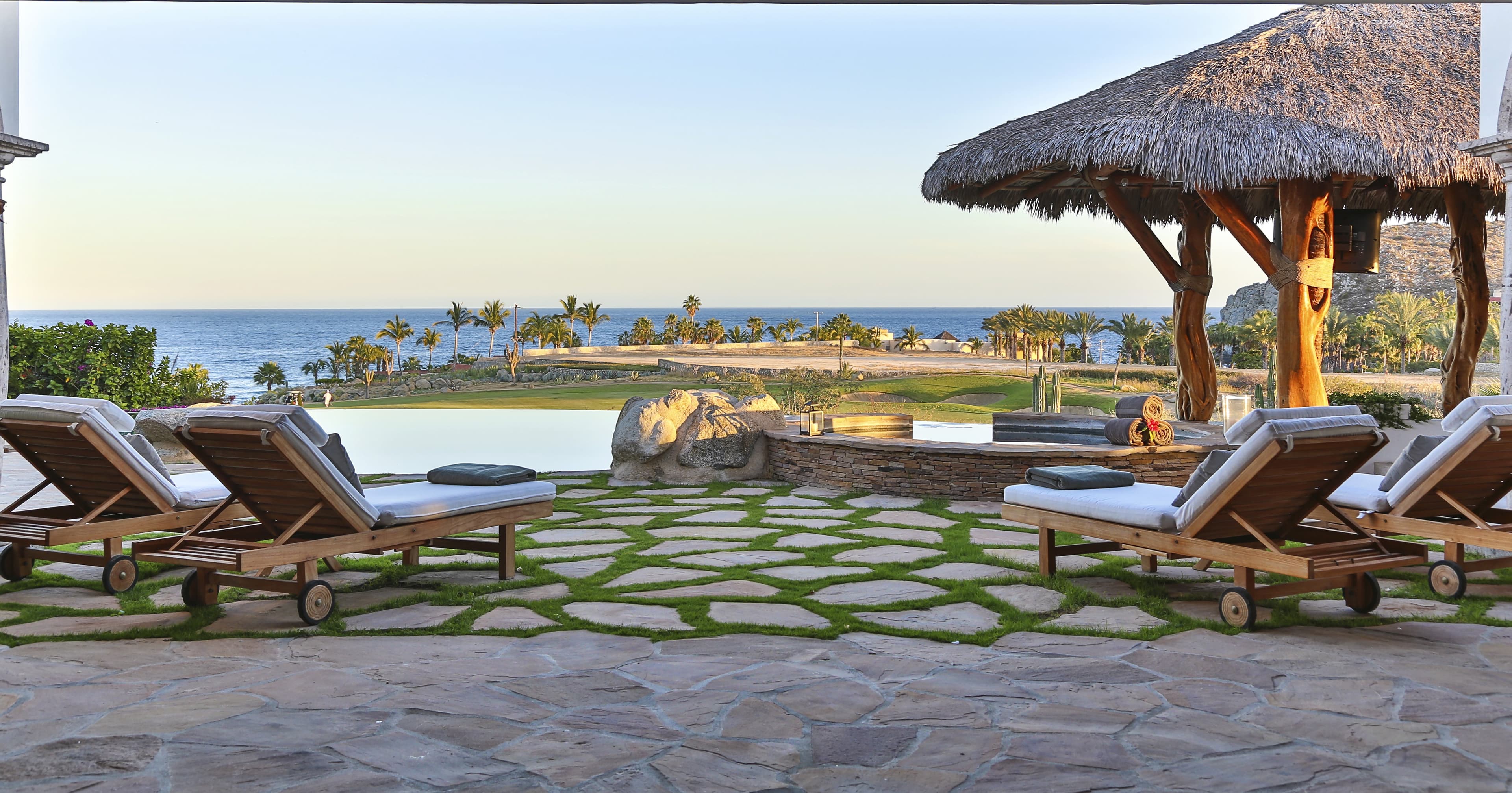 PALAPA SUN CHAIR PRIVATE HEATED POOL OCEAN VIEW