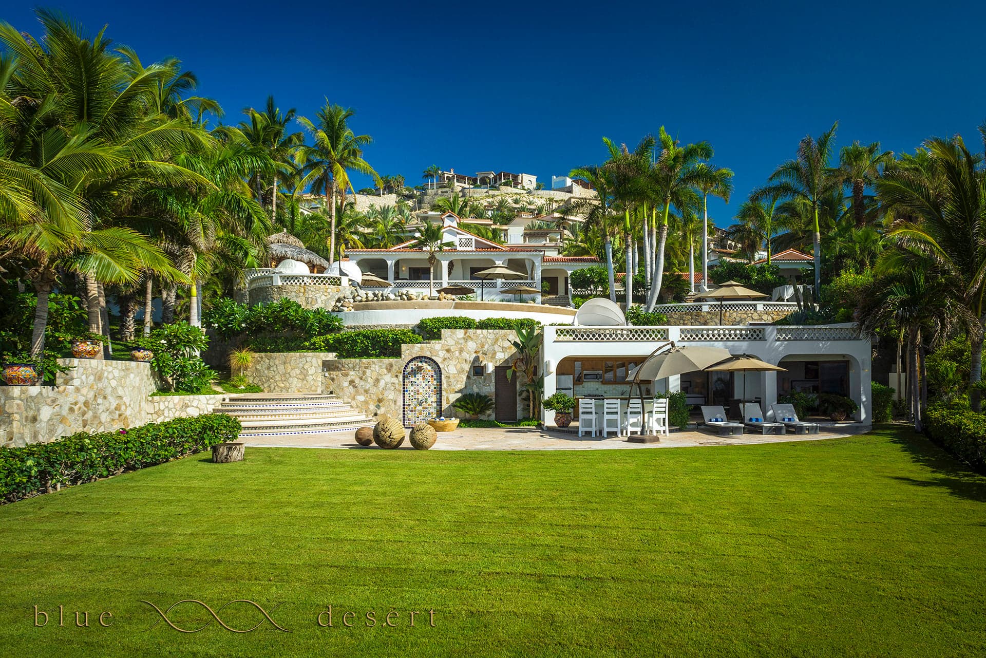 Traditional Mexican design talavera, private events on lawn, Grill, outdoor shower, exceptoional views from the sea of Cortez.